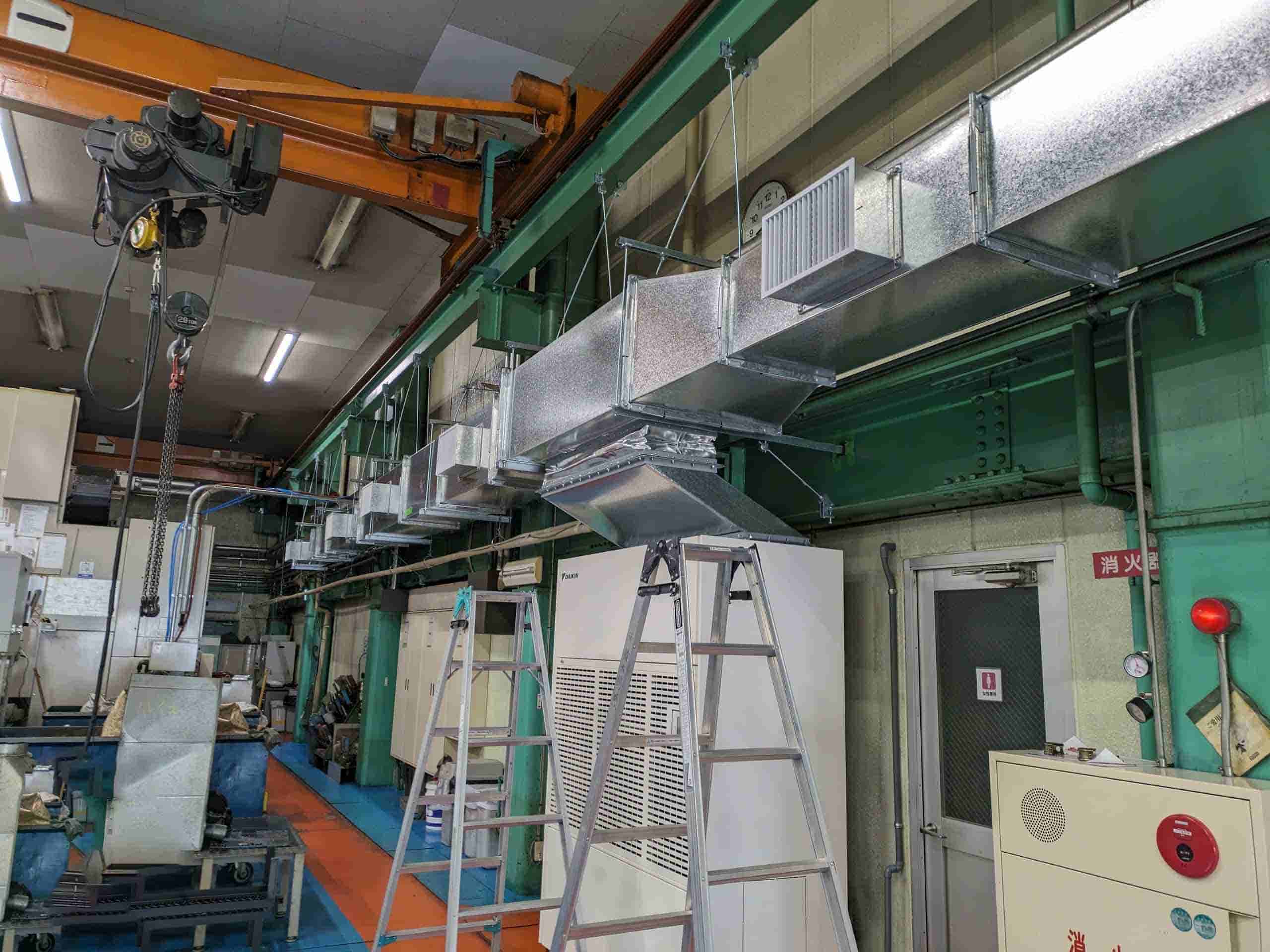 設備用空調機新設ダクト工事